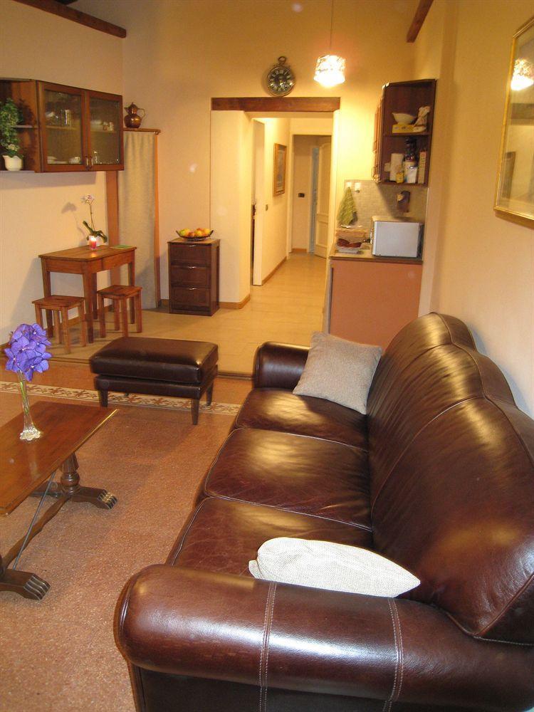 Hotel Sani Tourist House Florencia Exterior foto