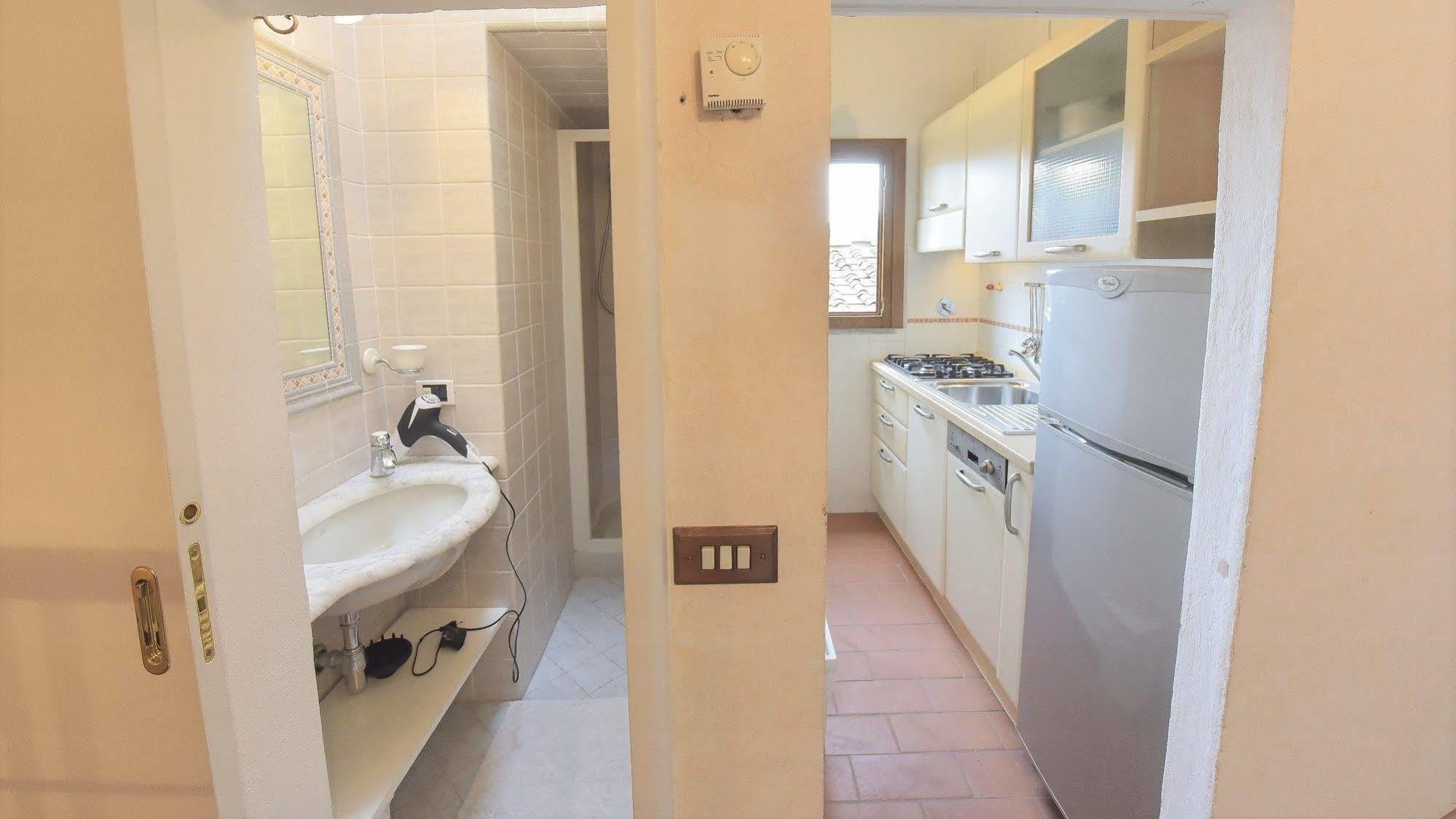 Hotel Sani Tourist House Florencia Exterior foto