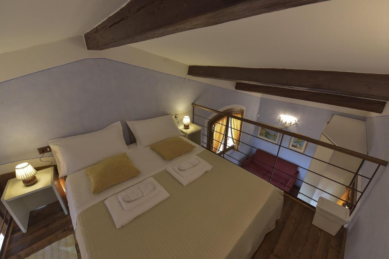 Hotel Sani Tourist House Florencia Habitación foto